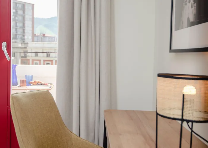 Latroupe La Granja Hostel *