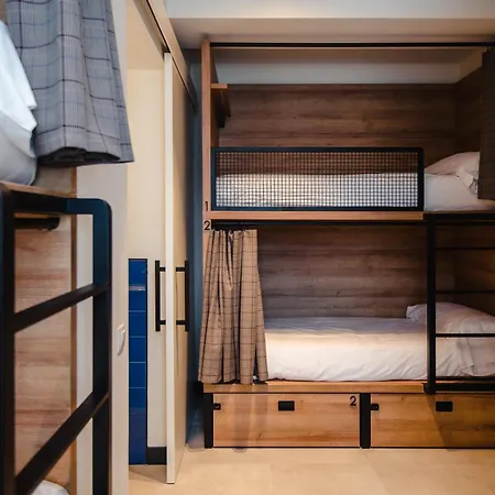 Latroupe La Granja *