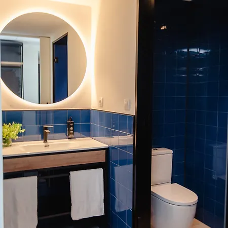 Hostel Latroupe La Granja Bilbao