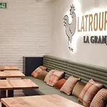Latroupe La Granja Hostel *