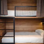 Hostel Latroupe La Granja *