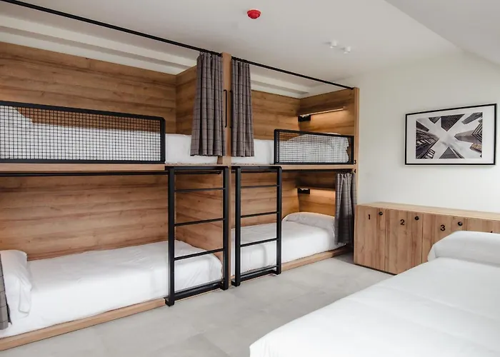 Latroupe La Granja ホステル *