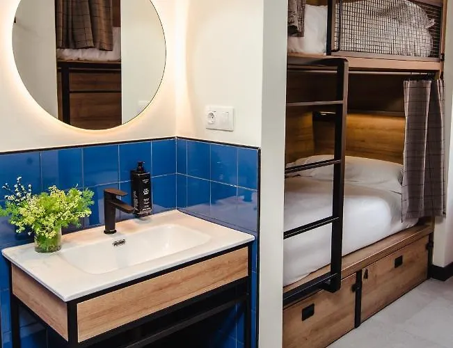 Latroupe La Granja ビルバオ