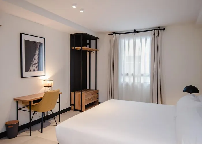 Latroupe La Granja ビルバオ