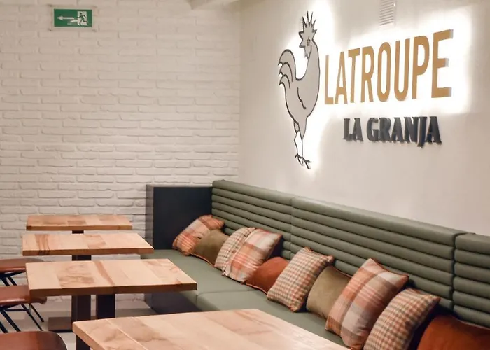 Latroupe La Granja ホステル *