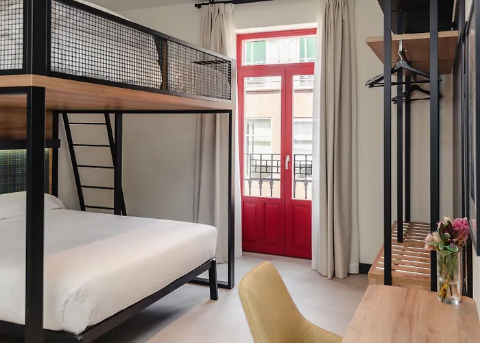 ホステル Latroupe La Granja *