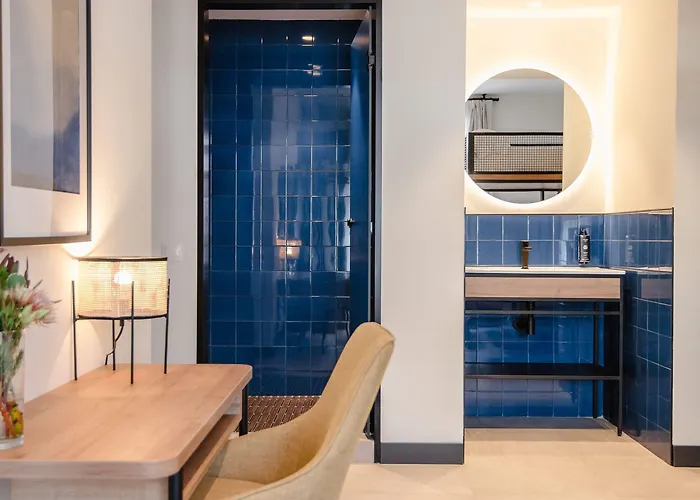 ホステル Latroupe La Granja *