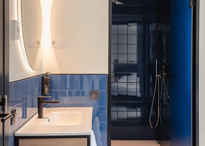 ホステル Latroupe La Granja ビルバオ